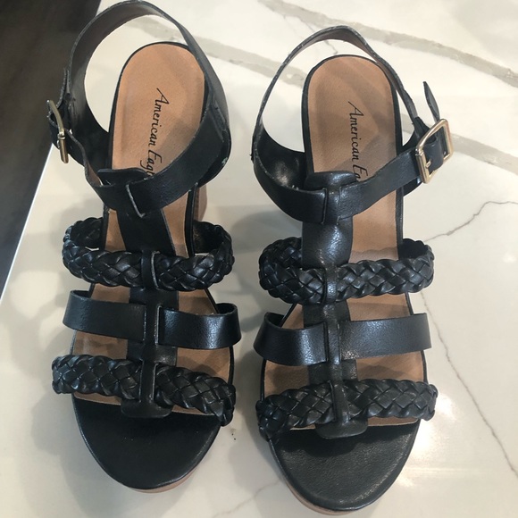 American Eagle Strap sandals - Picture 2 of 6